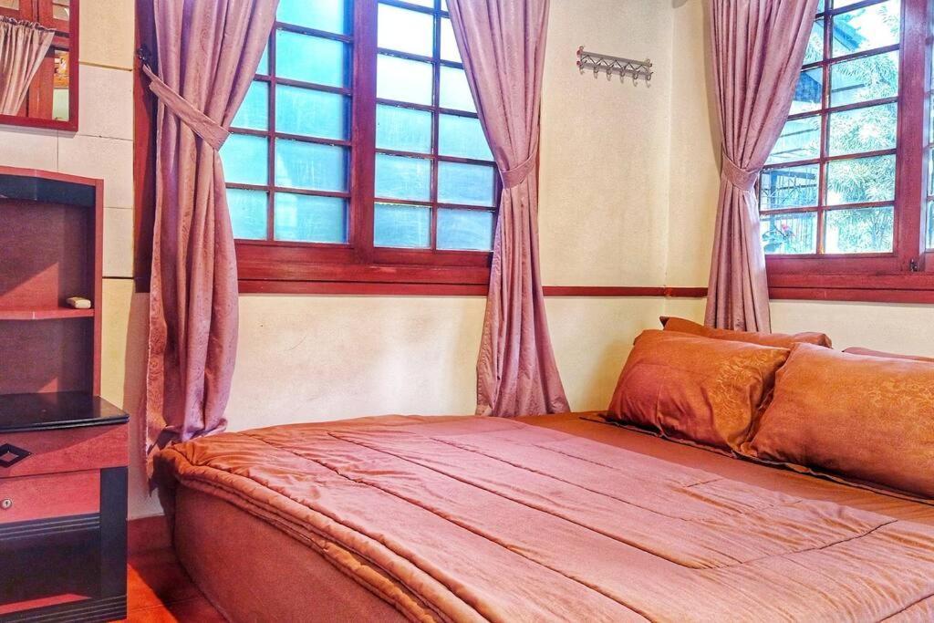 Designer Villa Tokyo Cianjur Exterior photo