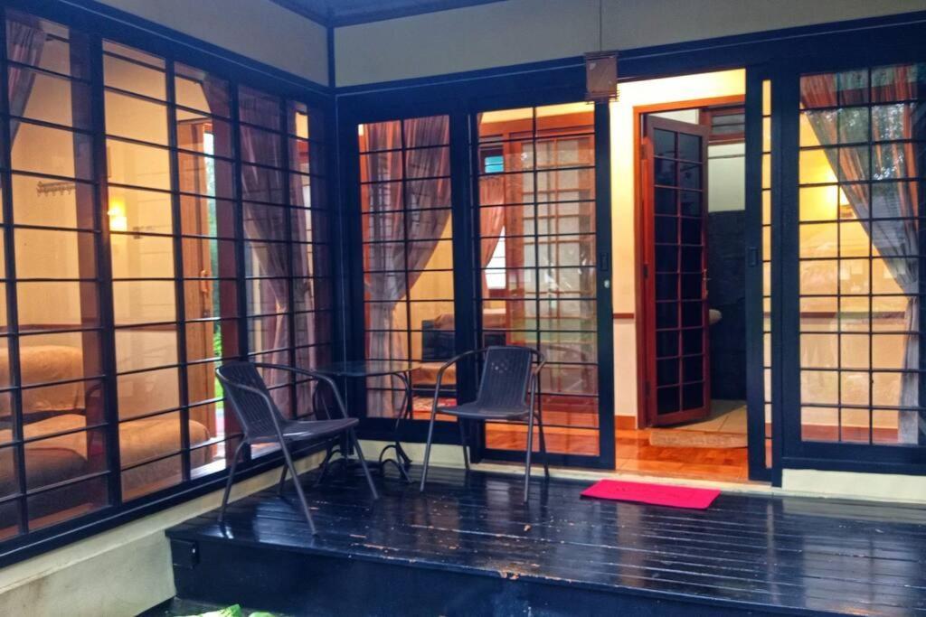 Designer Villa Tokyo Cianjur Exterior photo